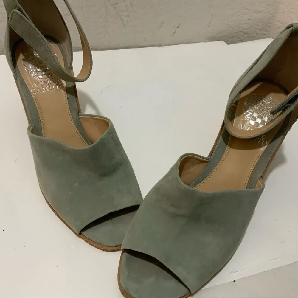 VINCE CAMUTO DEEDRIANA SUEDE WEDGE SANDAL US 6.5 M/37
